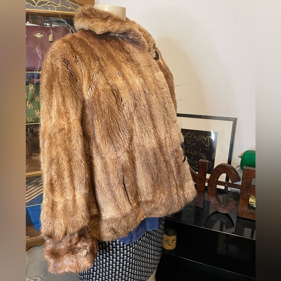 GUC Vintage Swears and Wells M Fur - Picture 1 of 8